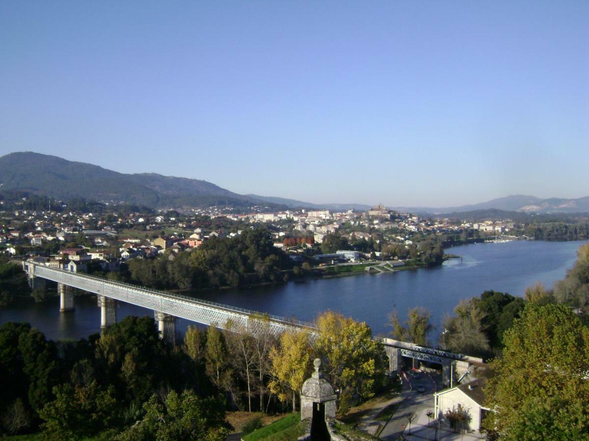 Apartamentos Lumar Valenca Esterno foto